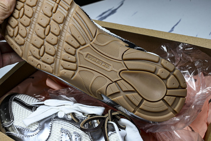 New Balance x Mi­uMi­u 530 MM-006