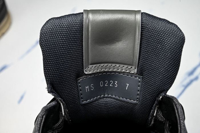 LVT SNEAKERS LVSRS-0244