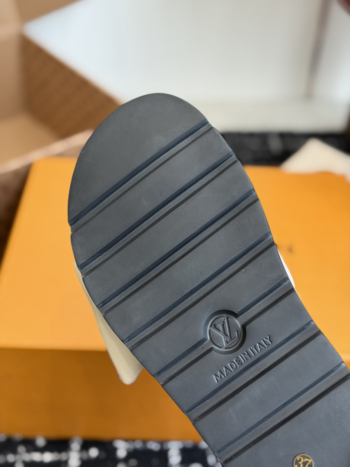 L*VT SANDALS LVLSS-0157