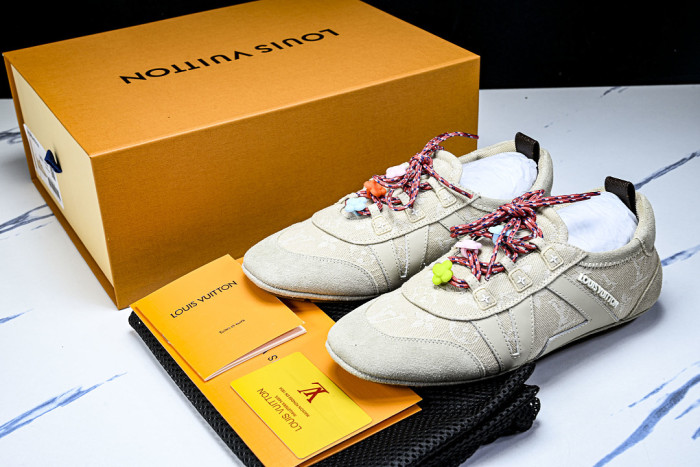 LOU VUIT SNEAKERINA LVSTSN-010