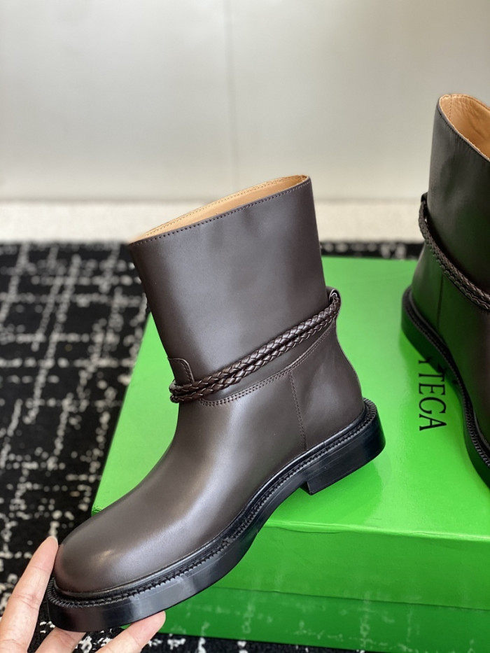 B0tt*ga Ven*ta SNEAKER BVBS-016