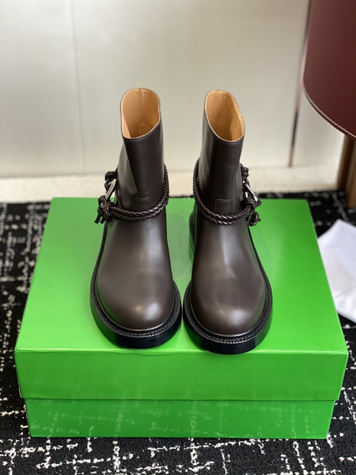 B0tt*ga Ven*ta SNEAKER BVBS-016