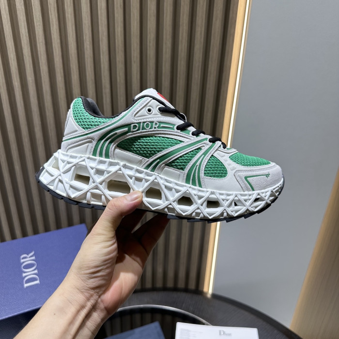 D10r x Kaws B35 NXT DRB35-011